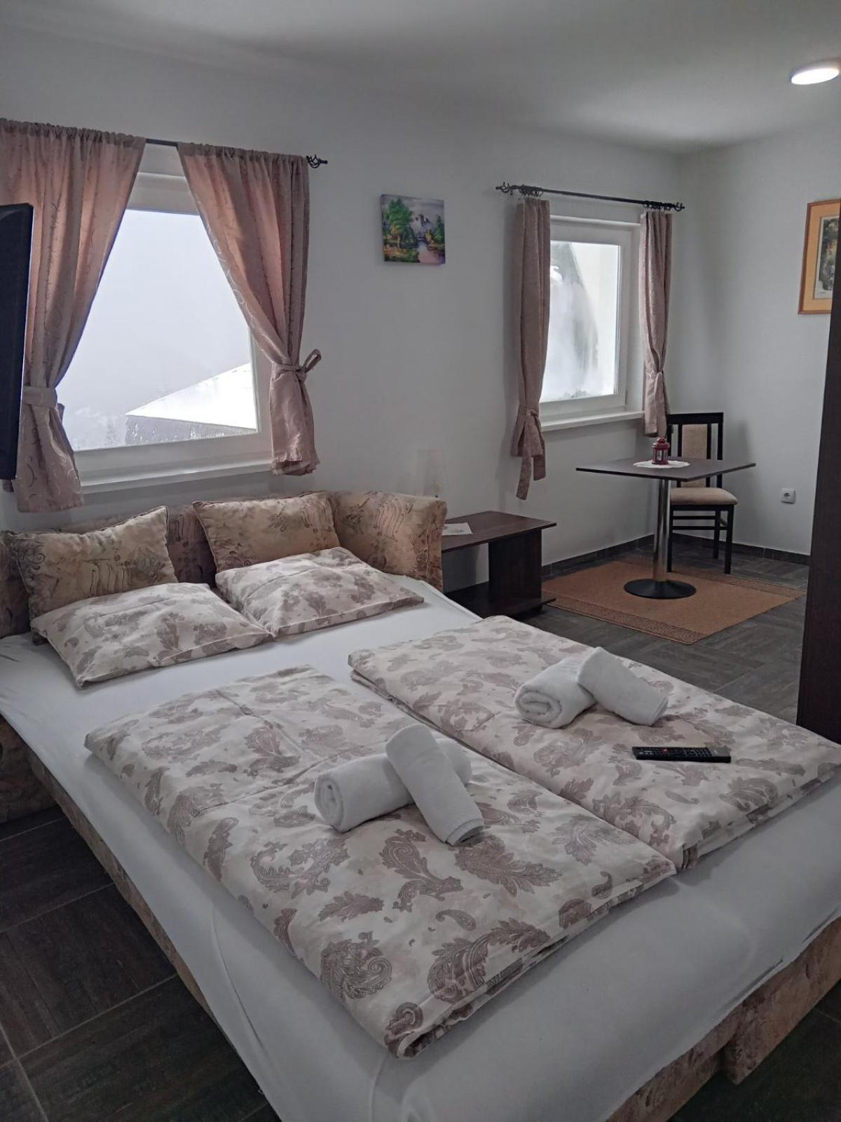 Vila Mozart - Apartments & Studios Kopaonik Extérieur photo